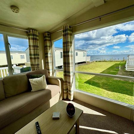 New Sea View Platinum Caravan With Huge Decking Newcastle-upon-Tyne Extérieur photo