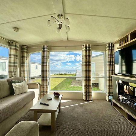 New Sea View Platinum Caravan With Huge Decking Newcastle-upon-Tyne Extérieur photo